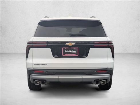 New 2026 Chevrolet Traverse LT image 7