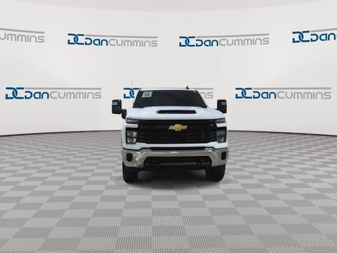 Used 2024 Chevrolet Silverado 2500 W/T w/ WT Convenience Package AWD/4WD image 3