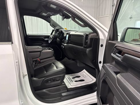 Used 2024 GMC Sierra 1500 SLT AWD/4WD image 10