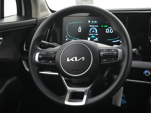 Used 2023 Kia Sportage LX image 14