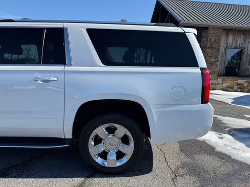 Used 2019 Chevrolet Suburban Premier image 45