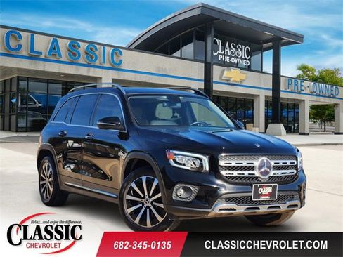 Used 2021 Mercedes-Benz GLB 250 image 1