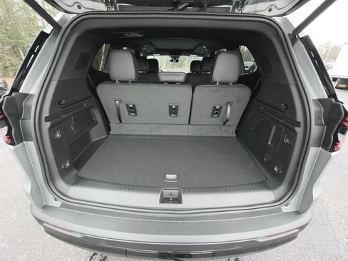 New 2026 GMC Acadia AT4 AWD/4WD image 32