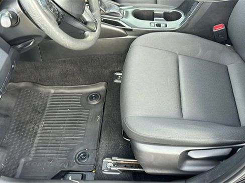 Used 2024 Toyota Corolla LE image 23