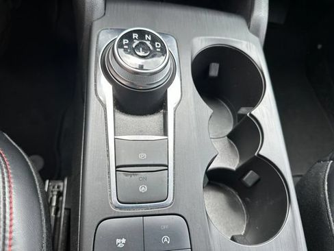 Used 2025 Ford Escape ST-Line Select AWD/4WD image 34