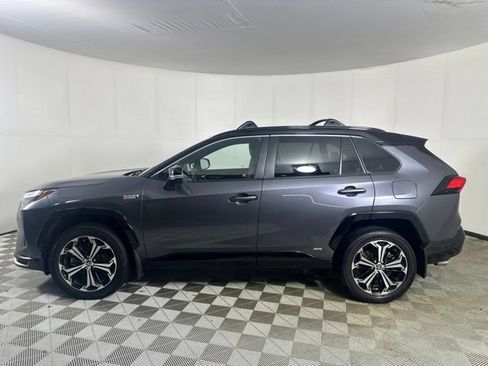 Used 2023 Toyota RAV4 XSE AWD/4WD image 4