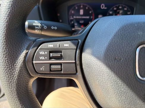 Used 2023 Honda Accord LX image 20