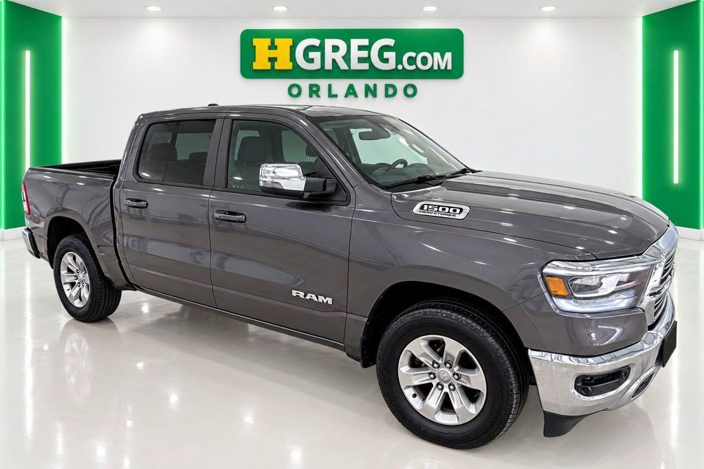 Used 2023 RAM 1500 Laramie AWD/4WD image 4