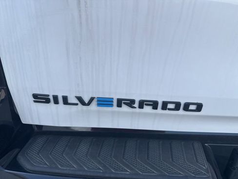 New 2024 Chevrolet Silverado EV RST AWD/4WD image 10