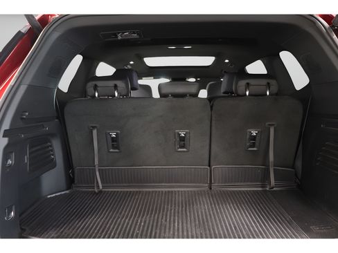 Used 2025 GMC Acadia Elevation w/ Elevation Premium Package AWD/4WD image 31