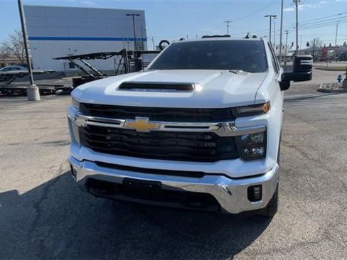 Used 2024 Chevrolet Silverado 3500 LT w/ Safety Package image 5