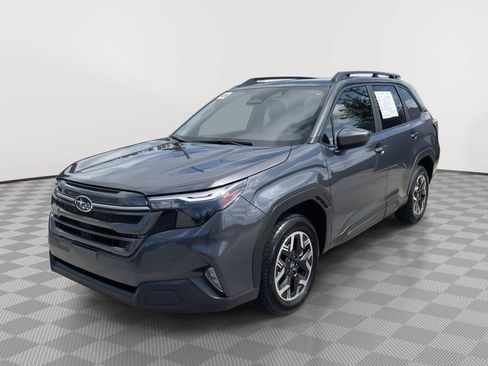 Certified 2025 Subaru Forester Premium w/ Convenience Package #1 AWD/4WD image 11