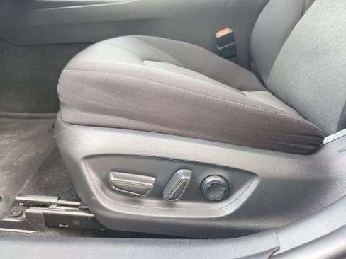 Used 2021 Toyota Camry LE w/ Cold Weather Package FWD image 23