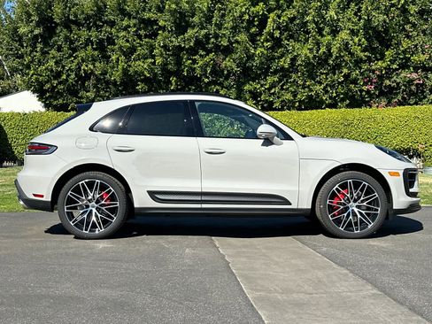 New 2026 Porsche Macan S AWD/4WD image 9