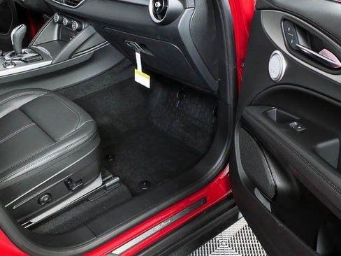 New 2026 Alfa Romeo Stelvio Sprint AWD/4WD image 25