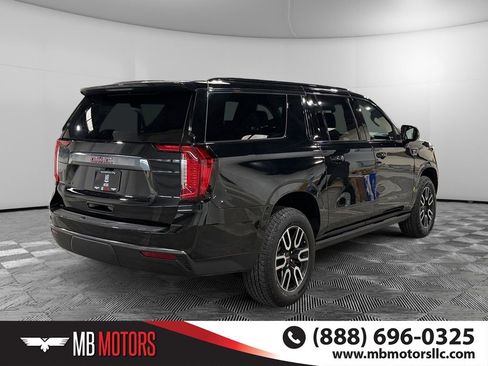 Used 2023 GMC Yukon XL AT4 w/ Max Trailering Package image 3