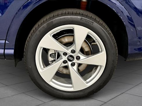 New 2025 Audi Q5 Premium Plus image 11