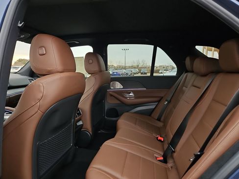 New 2026 Mercedes-Benz GLE 450 4MATIC image 16