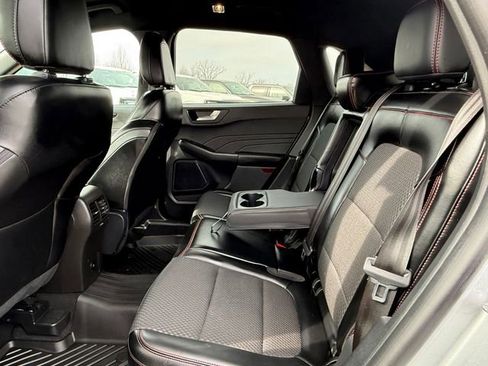 Certified 2024 Ford Escape ST-Line w/ Tech Pack #1 image 9