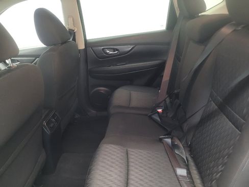 Used 2019 Nissan Rogue SV FWD image 18