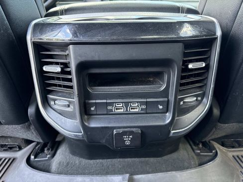 Used 2021 RAM 1500 Laramie AWD/4WD image 32