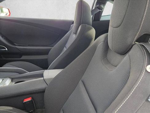 Used 2010 Chevrolet Camaro LT RWD image 17