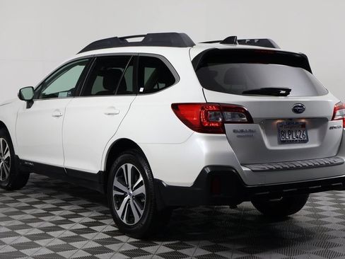 Used 2019 Subaru Outback 2.5i Limited w/ Popular Package #2 AWD/4WD image 6