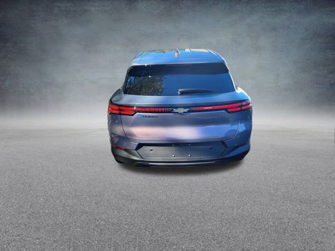 New 2026 Chevrolet Equinox EV LT image 5