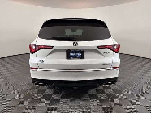 Used 2024 Acura MDX SH-AWD w/ Technology Package image 4