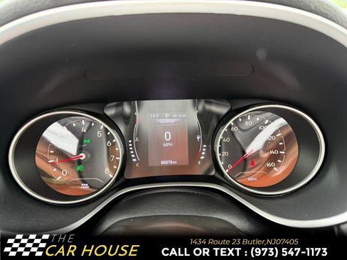 Used 2018 Jeep Compass Latitude AWD/4WD image 28