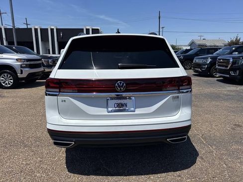 Used 2024 Volkswagen Atlas SE FWD image 8