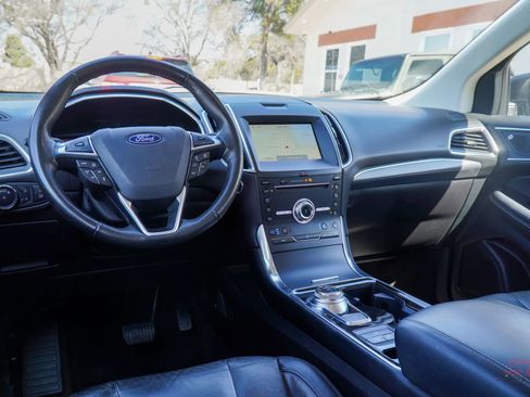 Used 2019 Ford Edge Titanium w/ Equipment Group 301A image 15