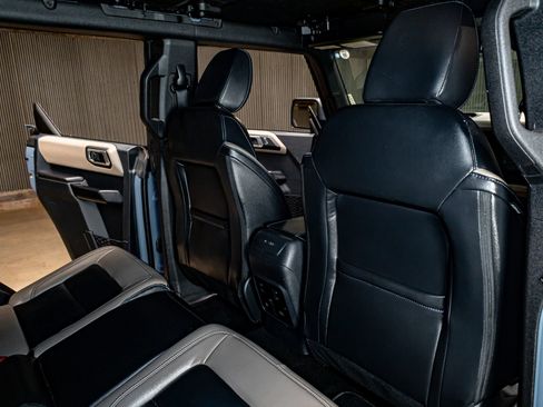 Used 2024 Ford Bronco Wildtrak image 27