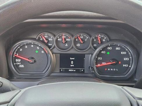 Used 2024 Chevrolet Silverado 1500 Custom image 10