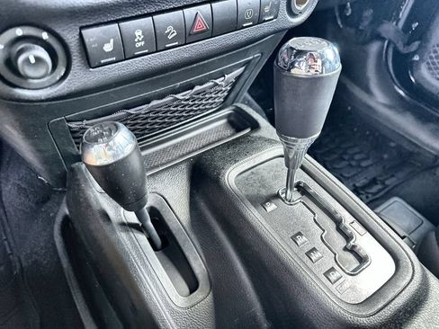 Used 2016 Jeep Wrangler Sahara AWD/4WD image 26