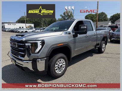 New 2026 GMC Sierra 2500 SLE w/ SLE Convenience Package