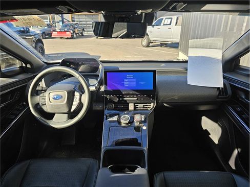 Used 2023 Subaru Solterra AWD image 5
