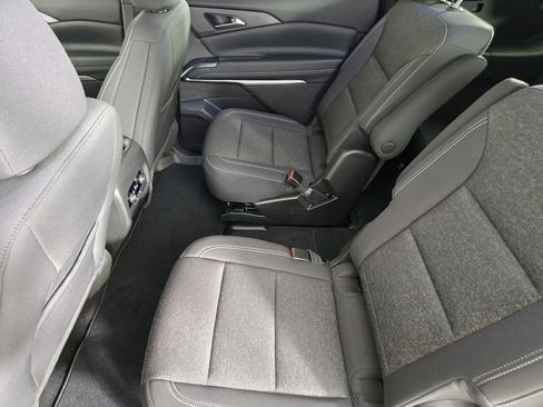 New 2026 Chevrolet Traverse LT w/ Driver Confidence Package FWD image 33