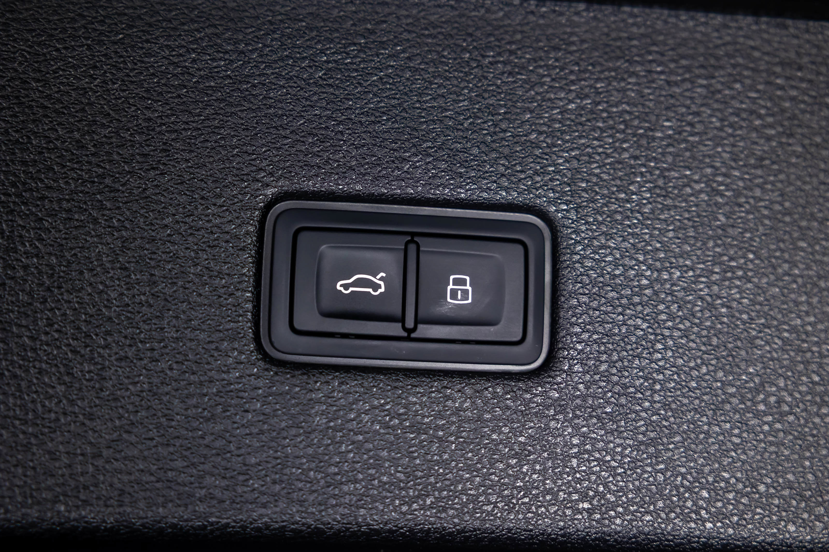 Used 2026 Audi SQ8 Prestige AWD/4WD image 38