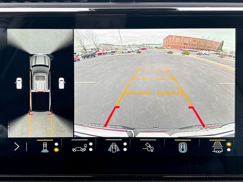 Used 2024 GMC Sierra 1500 AT4 image 6