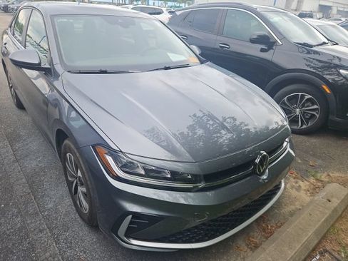 Certified 2025 Volkswagen Jetta S FWD image 3