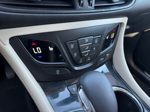 Used 2017 Buick Envision Preferred image 19