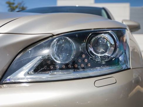 Used 2014 Lexus LS 460 AWD w/ Comfort Package image 9