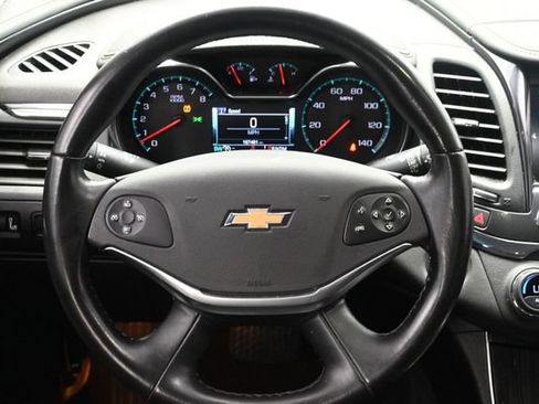 Used 2018 Chevrolet Impala Premier FWD image 22
