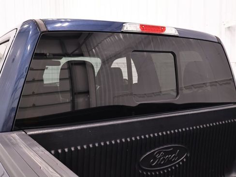 Used 2016 Ford F150 Platinum w/ Equipment Group 701A Luxury AWD/4WD image 42