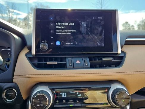 Used 2023 Toyota RAV4 XLE Premium image 22