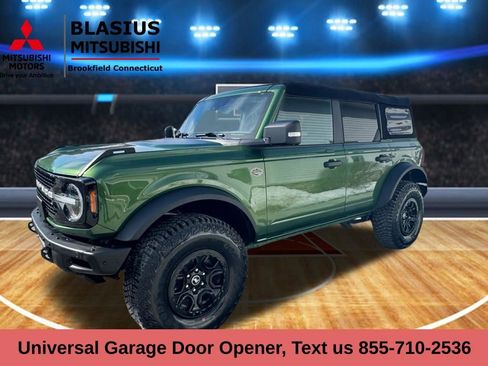 Used 2023 Ford Bronco Wildtrak image 13