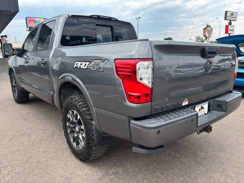 Used 2019 Nissan Titan PRO-4X w/ Pro-4x Convenience Package AWD/4WD image 5