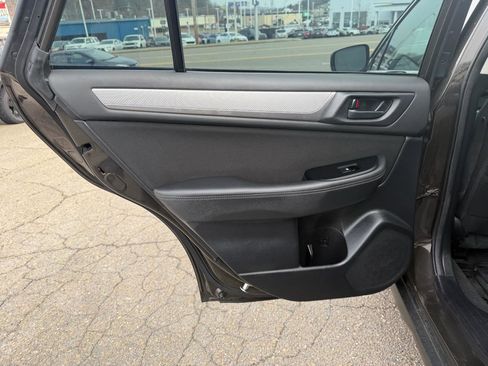 Used 2019 Subaru Outback 2.5i image 20