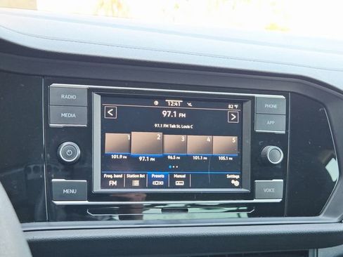 Used 2020 Volkswagen Jetta S image 23